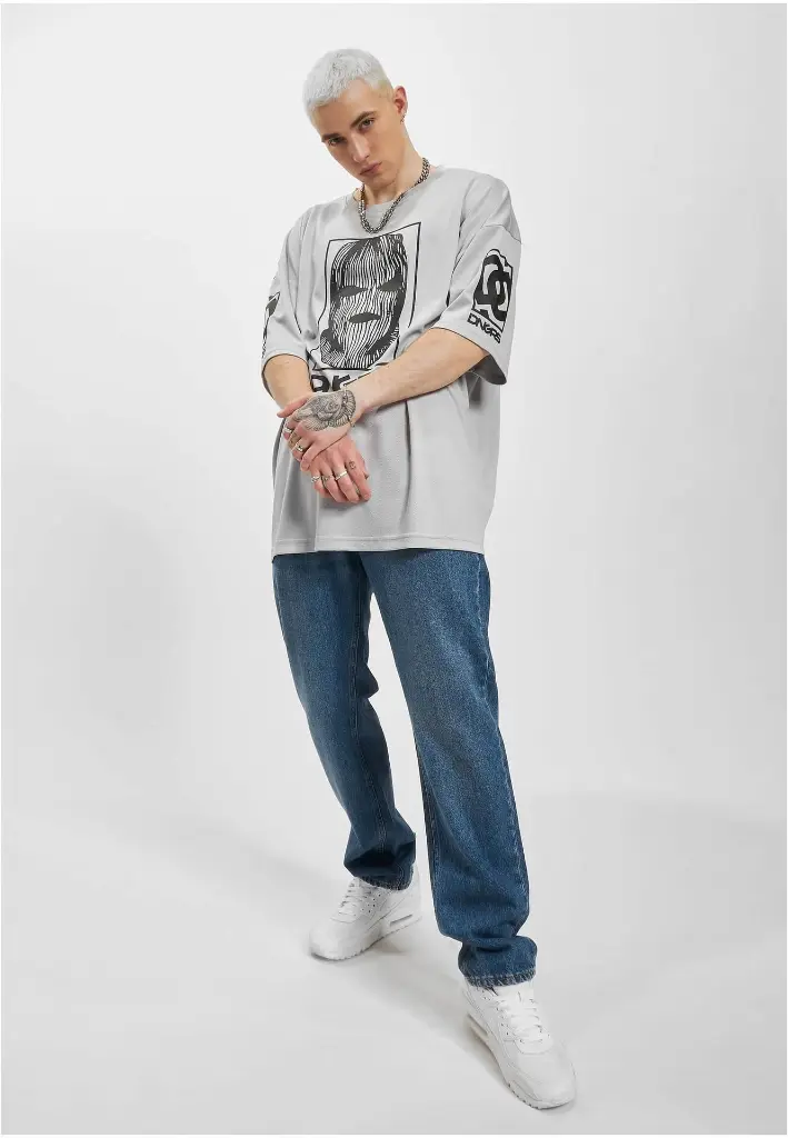 DGTS884_Mw12-00220.webp