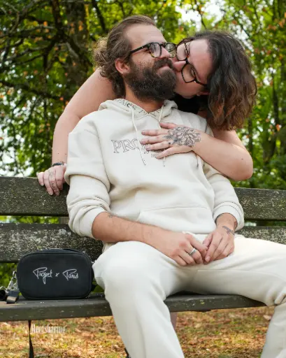 Sweat à Capuche broderie Contour Greige